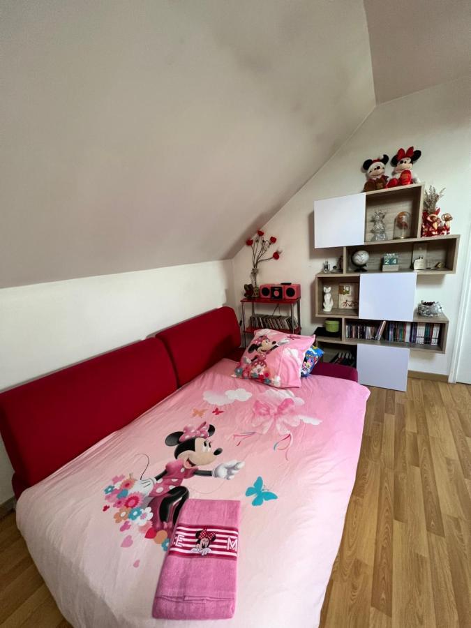 Appartement Spacieux Disneyland - La Vallee Village - 6 Personnes - 60M2 Saint-Germain-sur-Morin ภายนอก รูปภาพ